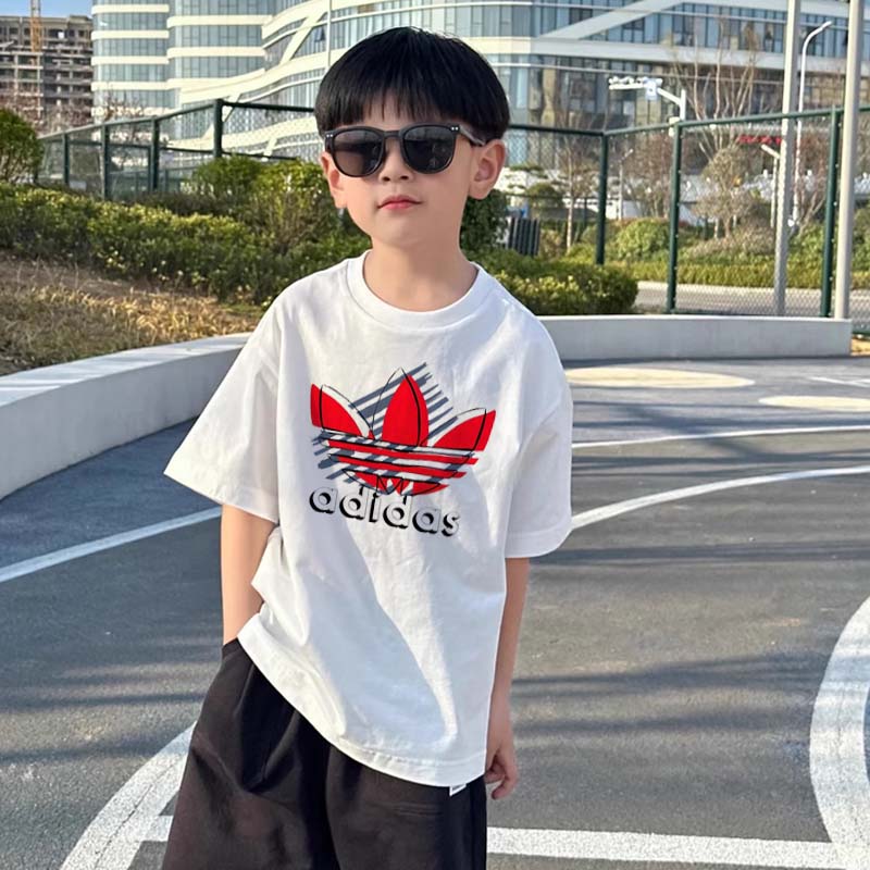 【90-160cm】毎日着たくなる 今季大注目 シンプル 着せやすい 男の子 半袖 Tシャツ