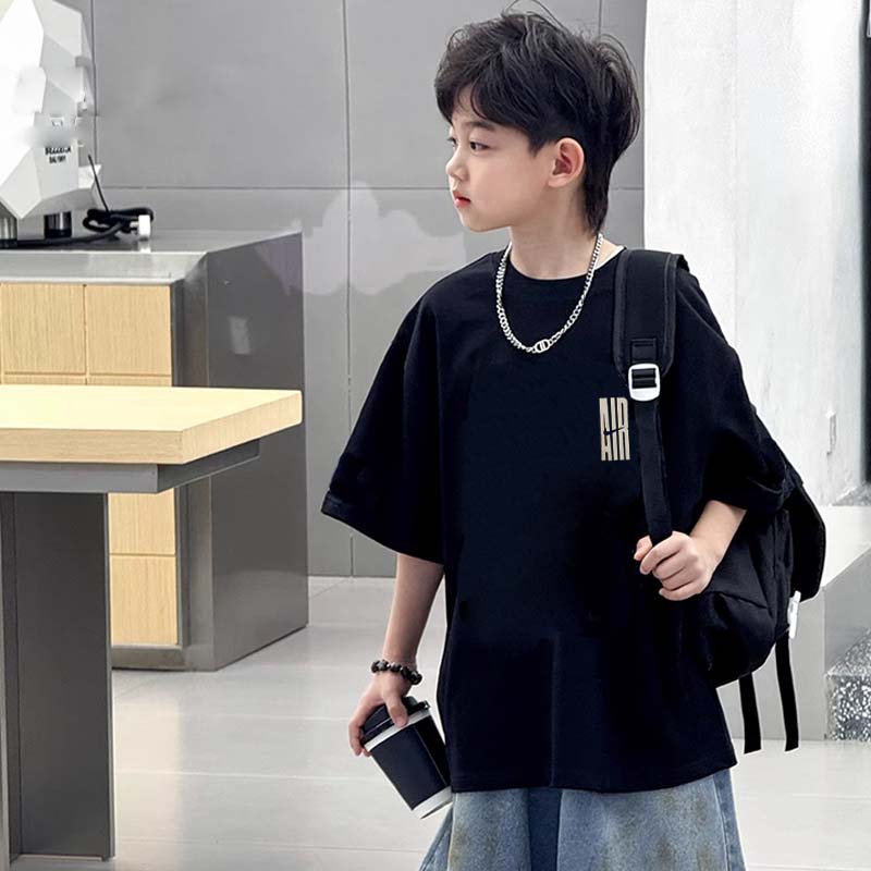 【90-160cm】トレンド感たっぷり 爆売れ中 シンプル スタイリッシュ 男の子 半袖 Tシャツ