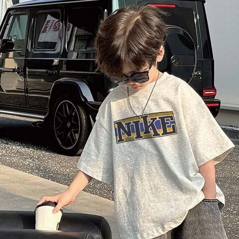 【90-160cm】目を引くデザイン 売れ筋 レトロ 着せやすい 半袖 Tシャツ